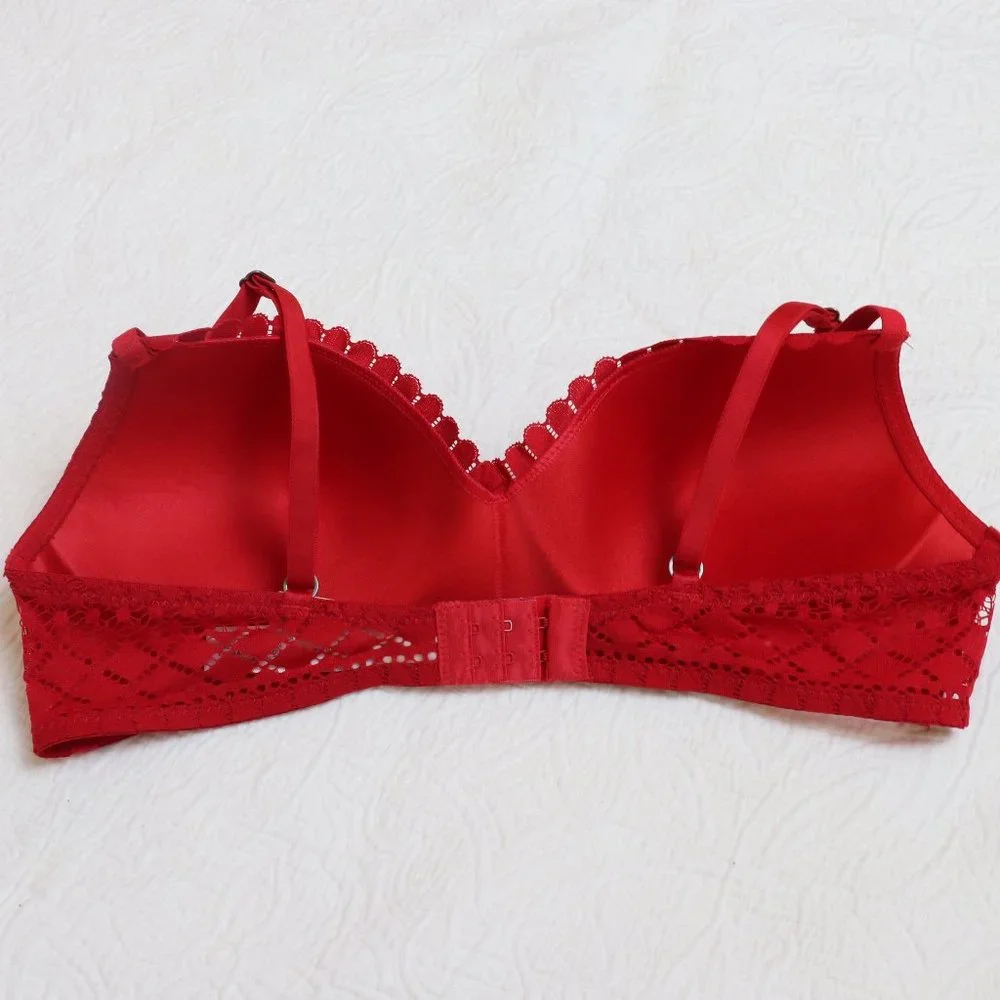 Lucky Brand | Red Lace Bra Size 36C Wireless, Lightly Padded - Picture 4 of 10